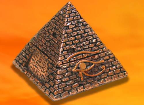 Пирамида. Пирамиды в магии. Магические и лечебные свойства пирамид. Тайна пирамид. Все о пирамидах. Тату пирамида.  S6070335